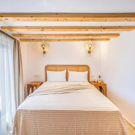 White Garden Patara Apartment