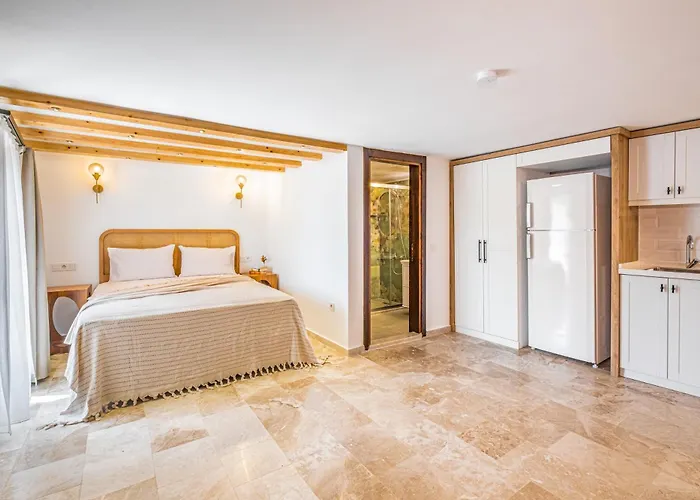 White Garden Patara *