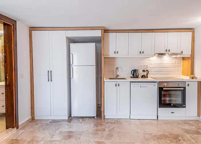 White Garden Patara *